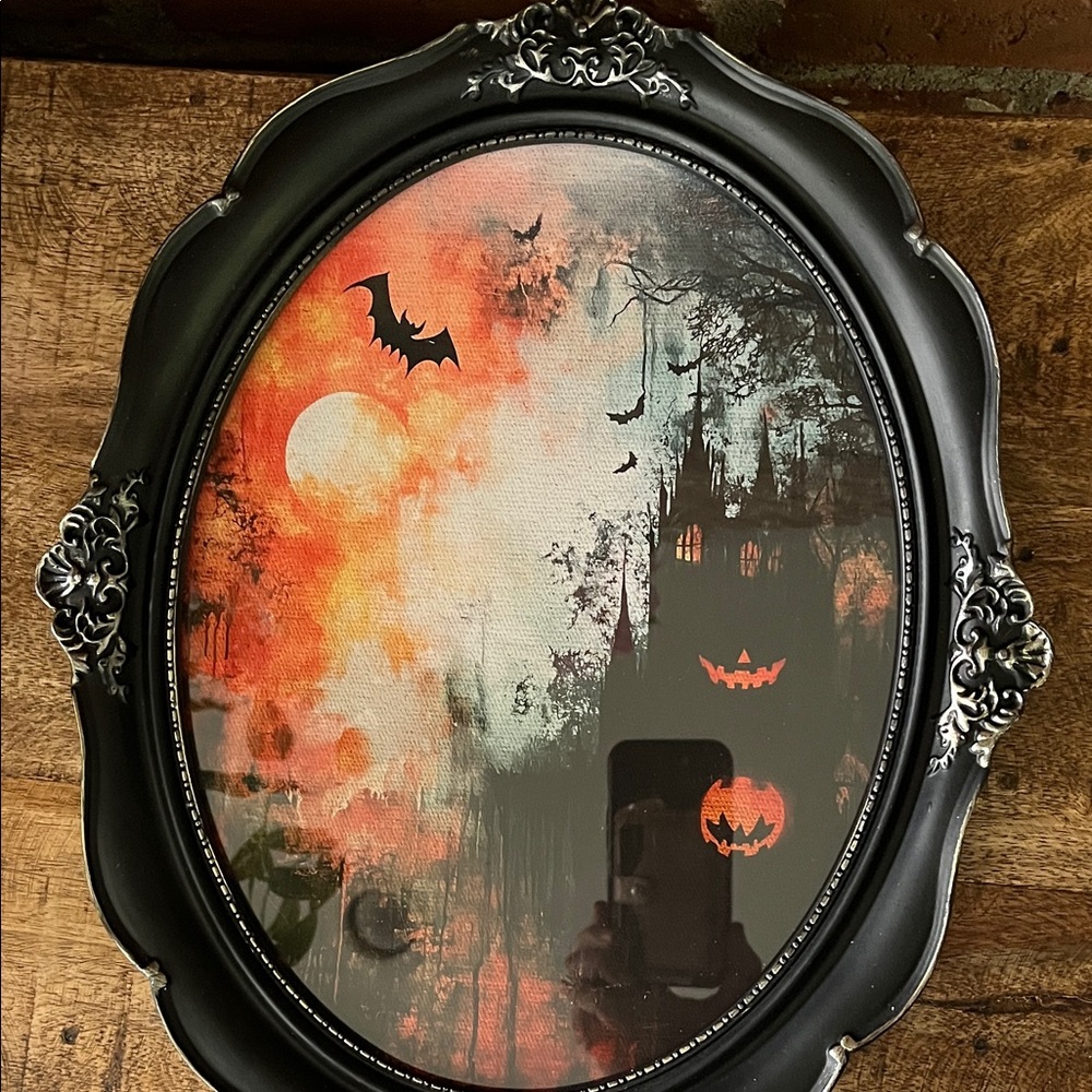 Halloween Themed Oval Wall Art - Picture 3 of 7